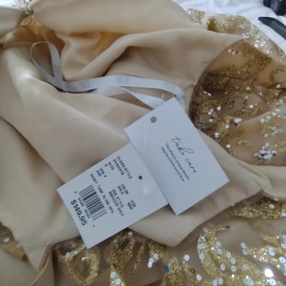 Fifteen Roses Women's Embellished Gold Sequin Prom Formal Dress Size 8 Avant Gar